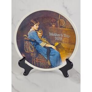 Bedtime Plate Wall Decor 1978 Fine China 8 1/2" Mother's Day Home Decor Vintage